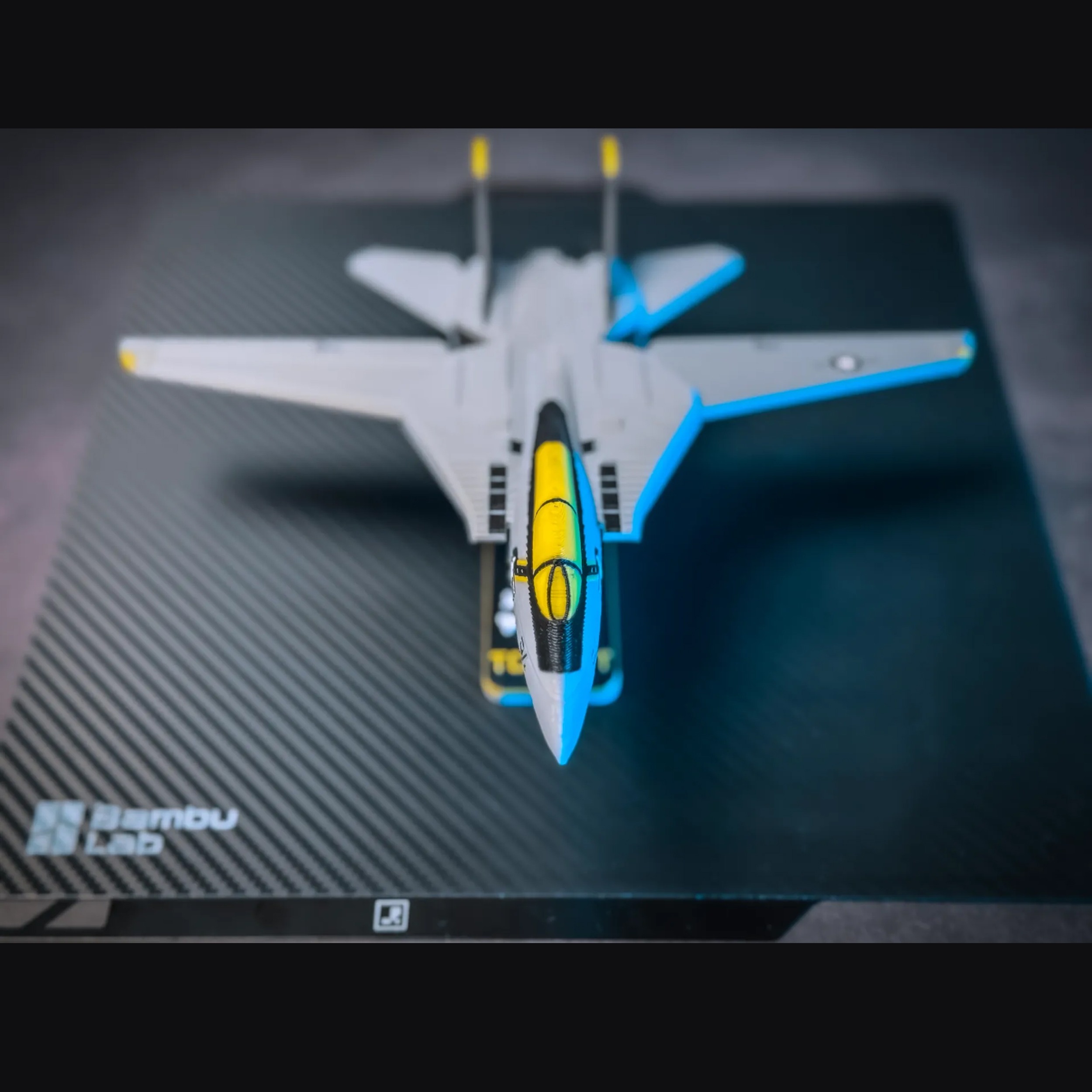ماکت هواپیمای F-14 Tomcat - تصویر 4