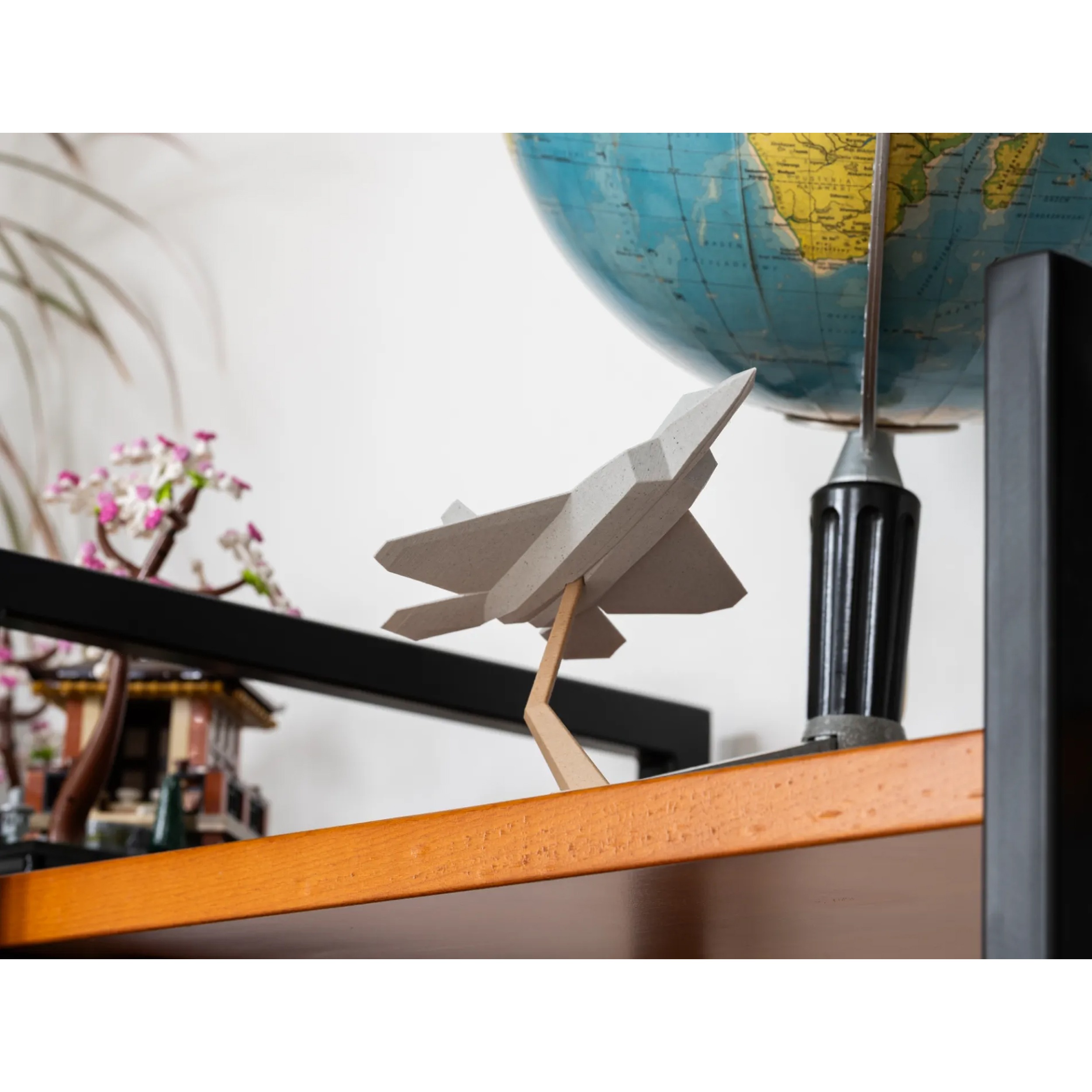 ماکت دکوری جنگنده F-22 Raptor نسخه Display Model - تصویر 7