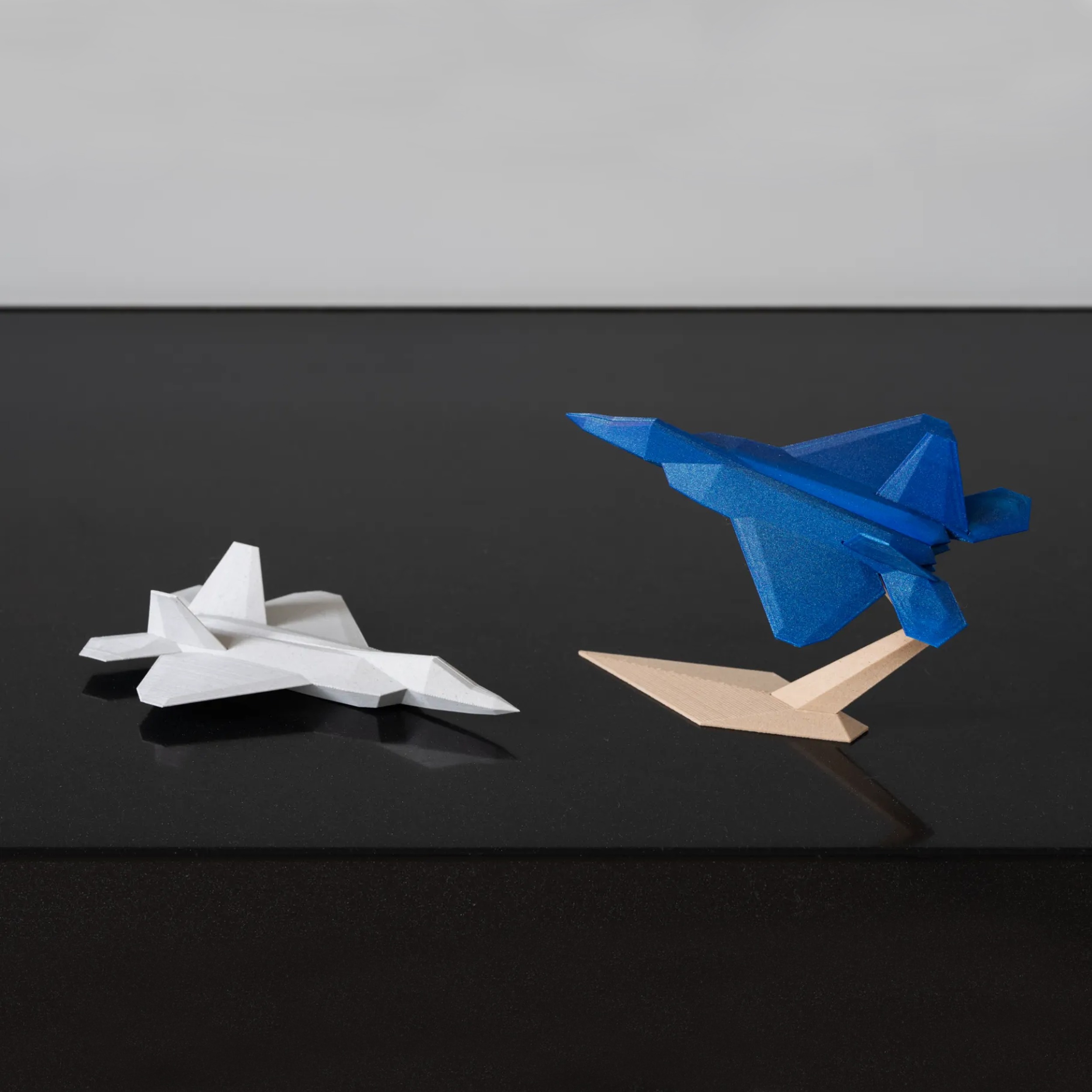 ماکت دکوری جنگنده F-22 Raptor نسخه Display Model - تصویر 10